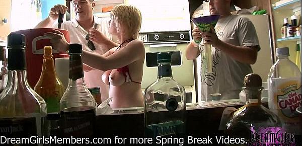  Home Video Of Spring Breakers Hanging Out Naked At My House